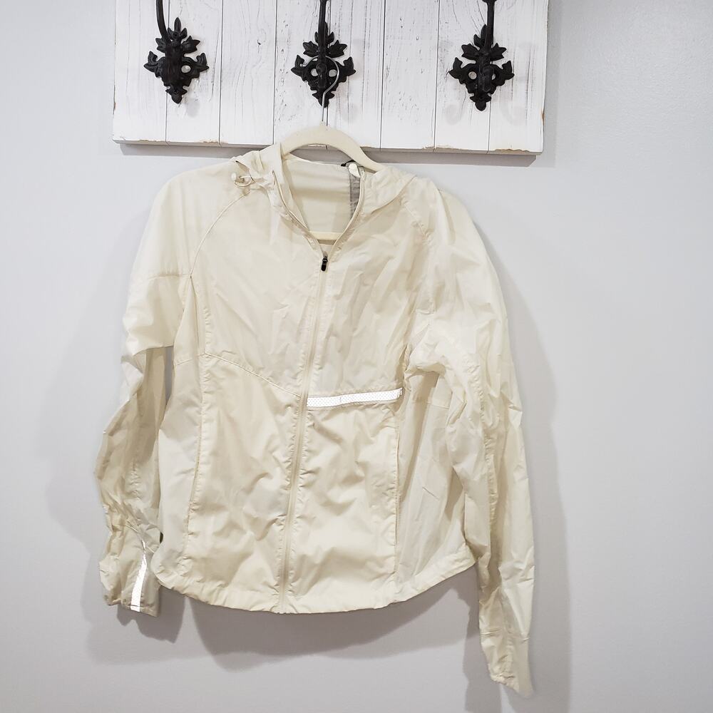 Oiselle Windbreaker Jacket Reflective Running Cream M Lightweight